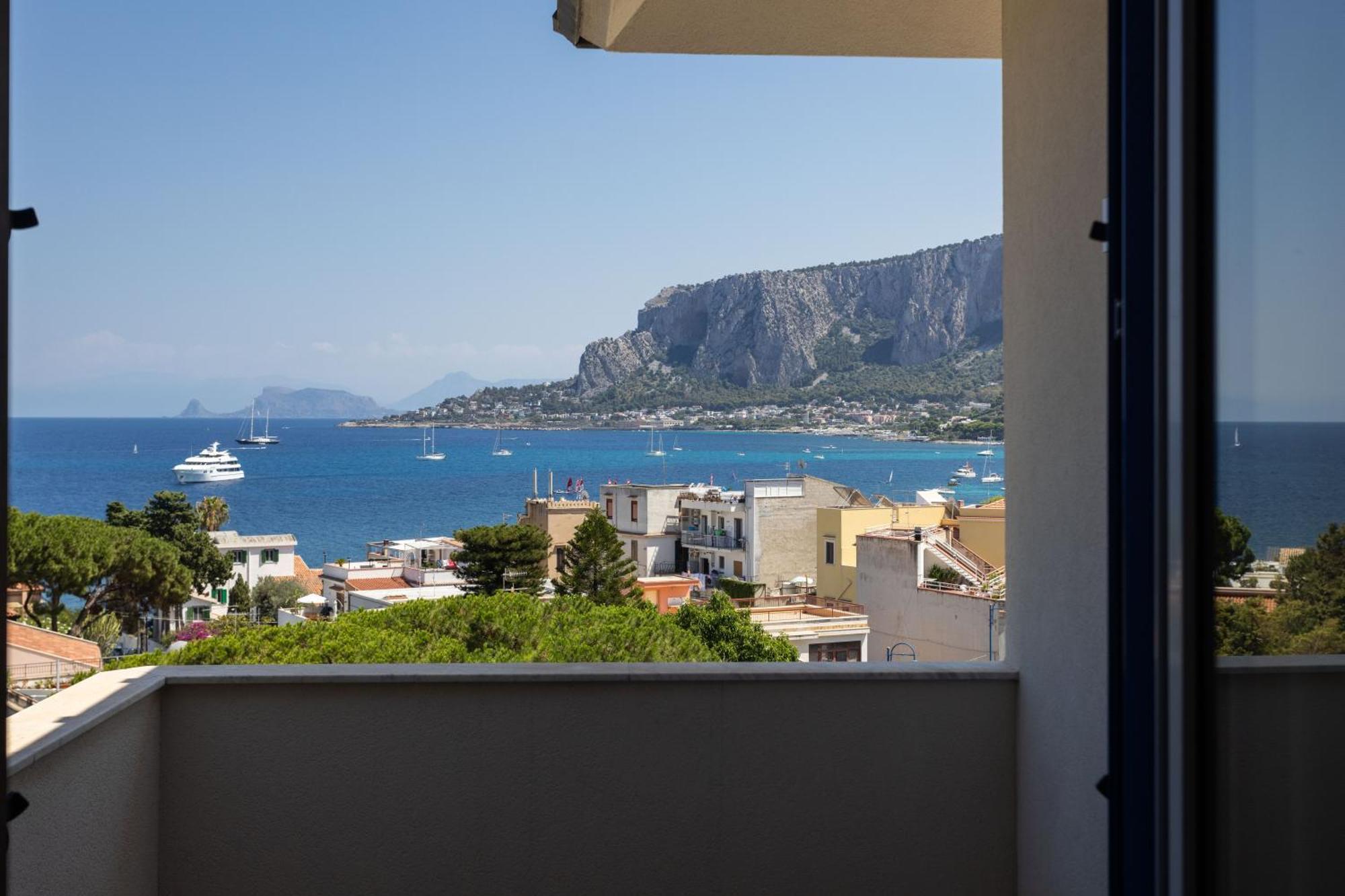 Mondello Glam Hotel & Terrace Extérieur photo
