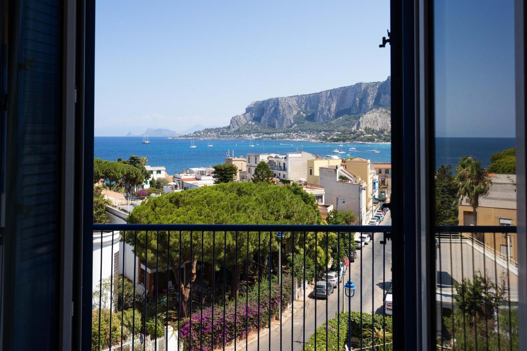 Mondello Glam Hotel & Terrace Extérieur photo